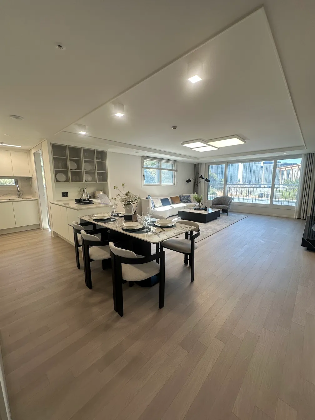 111C 인테리어 10